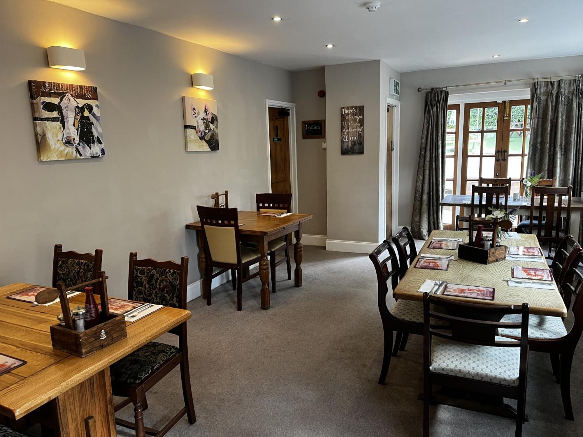 Crown & Anchor Bed & Breakfast Grantham Exterior photo